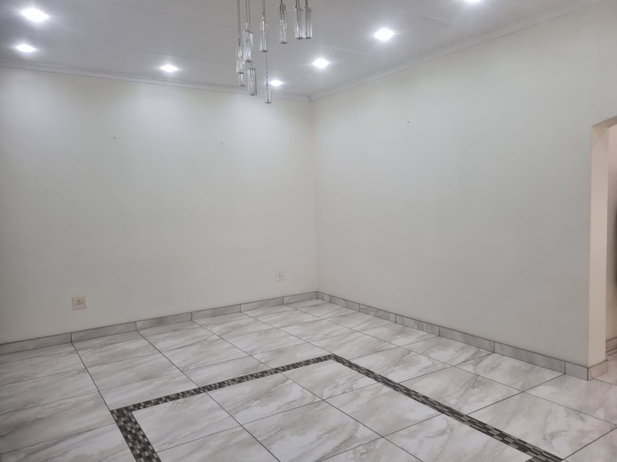 4 Bedroom Property for Sale in Vaalpark Free State